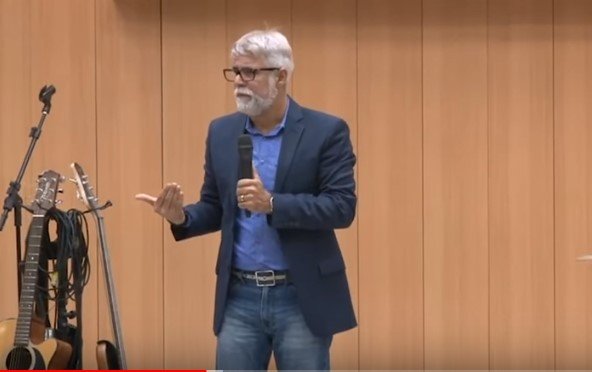 Qual a Pérola Que Você da Para o Outro? Fazer o melhor para o outro na ótica do outro - Qual a Pérola Que Você da Para o Outro?